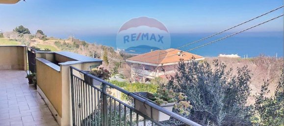 Apartamento de 4 habitaciónes en Ortona, Italy No. 130534 16