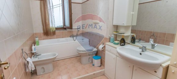 Apartamento de 4 habitaciónes en Ortona, Italy No. 130534 19