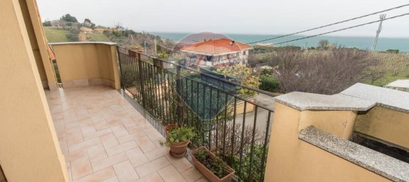 Apartamento de 4 habitaciónes en Ortona, Italy No. 130534 17