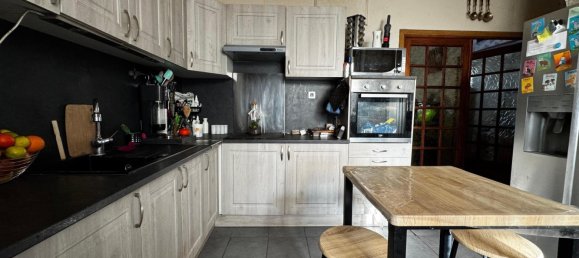 4 bedrooms House in Hirson, France No. 154954 2