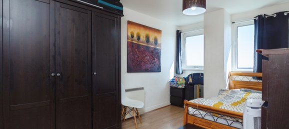 2 bedrooms Apartment in Ilford, United Kingdom No. 1935 23