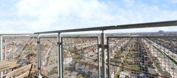 2 bedrooms Apartment in Ilford, United Kingdom No. 1935 24