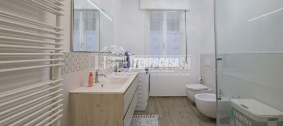 Apartamento de 4 habitaciónes en Maranello, Italy No. 66986 26