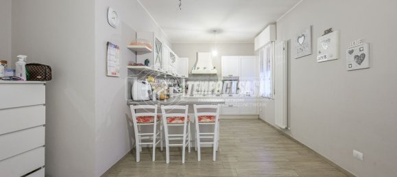 Apartamento de 4 habitaciónes en Maranello, Italy No. 66986 9