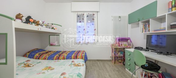 Apartamento de 4 habitaciónes en Maranello, Italy No. 66986 16