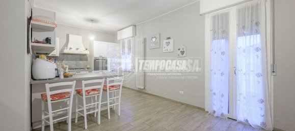 Apartamento de 4 habitaciónes en Maranello, Italy No. 66986 8