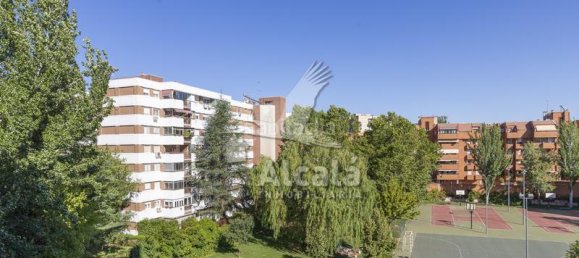 Квартира с 3 спальнями в Алькала-де-Энарес, Испания № 179595 23