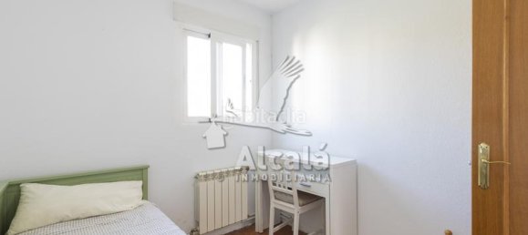 Квартира с 3 спальнями в Алькала-де-Энарес, Испания № 179595 35