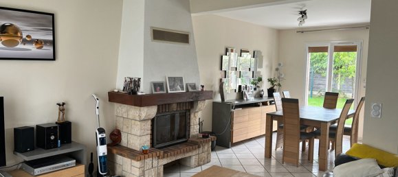 4 Schlafzimmer Haus in Saint-Denis-de-l'Hotel, France, Nr. 236743 2