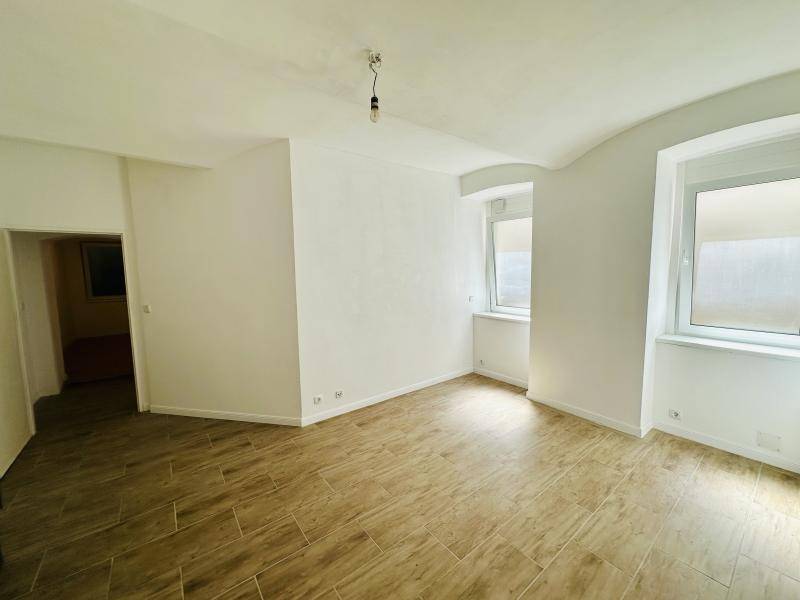 3-salle Bureau à Rudolfsheim-Funfhaus, Austria No. 206640