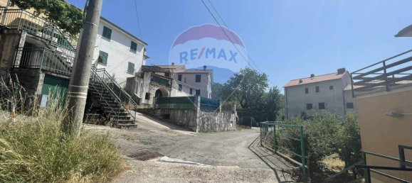 Квартира с 3 комнатами в Не, Италия № 41344 25