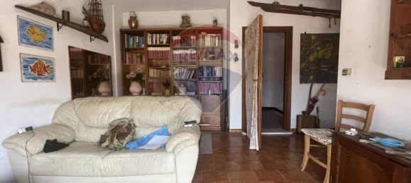 Квартира с 3 комнатами в Не, Италия № 41344 27