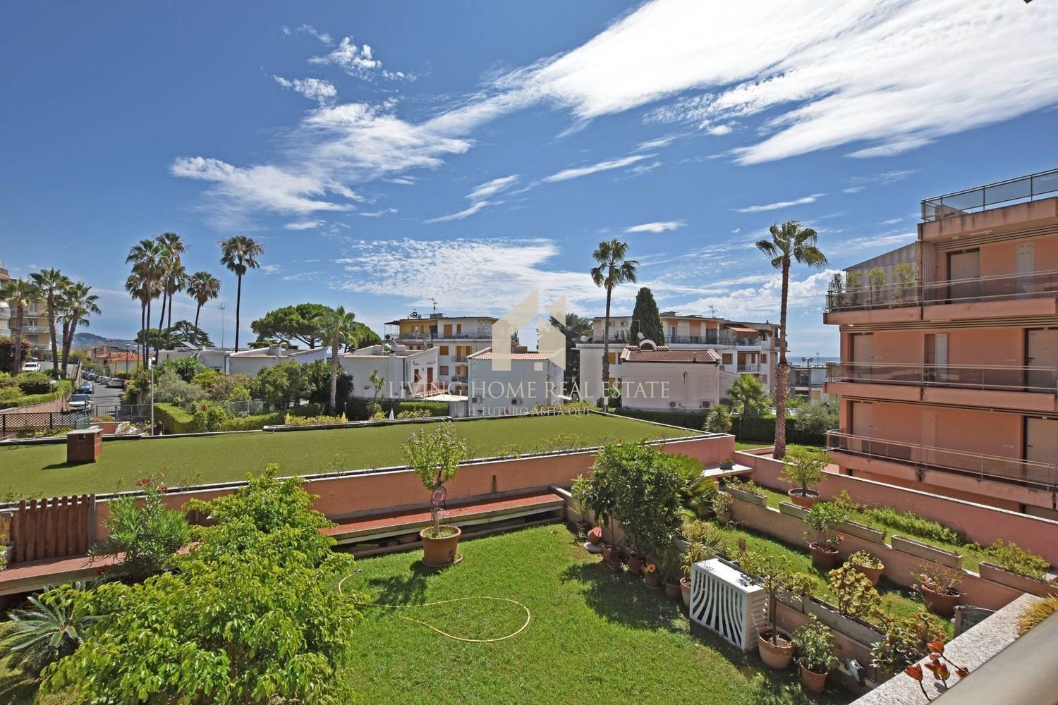 3 rooms Apartment in Sanremo, Italy No. 290092