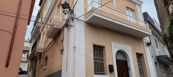 7 rooms House in Messina, Italy No. 290522 30