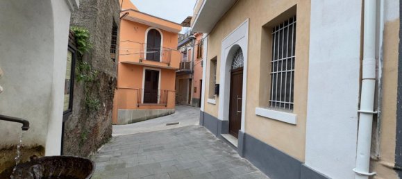 7 rooms House in Messina, Italy No. 290522 7