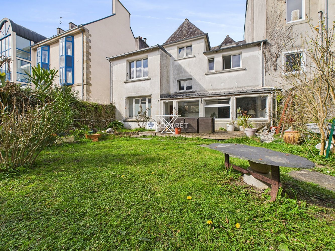 3 Schlafzimmer Haus in Chateaulin, France, Nr. 203243