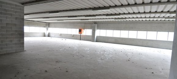 289m² Commercial property in Sovizzo, Italy No. 151751 4
