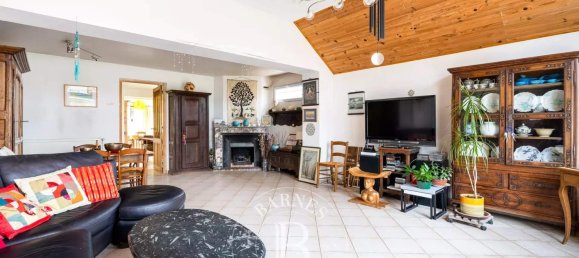 3 chambres Châteaux à La Celle-Saint-Cloud, France No. 131610 9