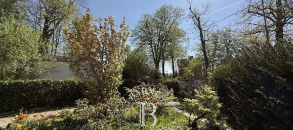 3 chambres Châteaux à La Celle-Saint-Cloud, France No. 131610 6