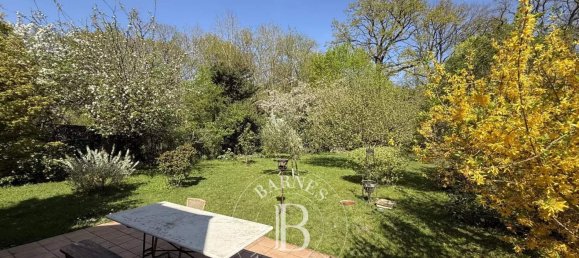 3 chambres Châteaux à La Celle-Saint-Cloud, France No. 131610 2