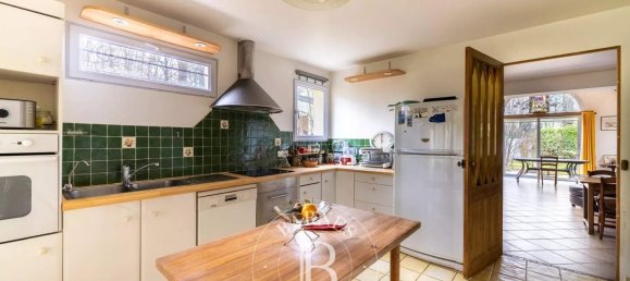 3 chambres Châteaux à La Celle-Saint-Cloud, France No. 131610 15