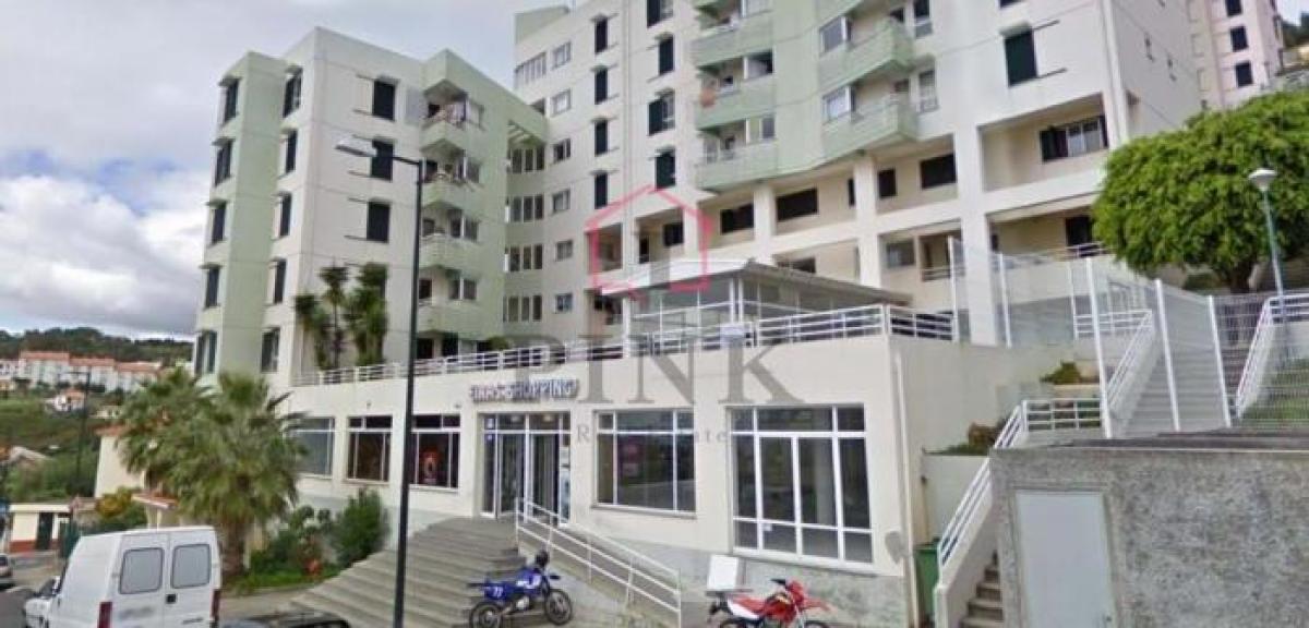 2469m² Office in Santa Cruz, Portugal No. 1855