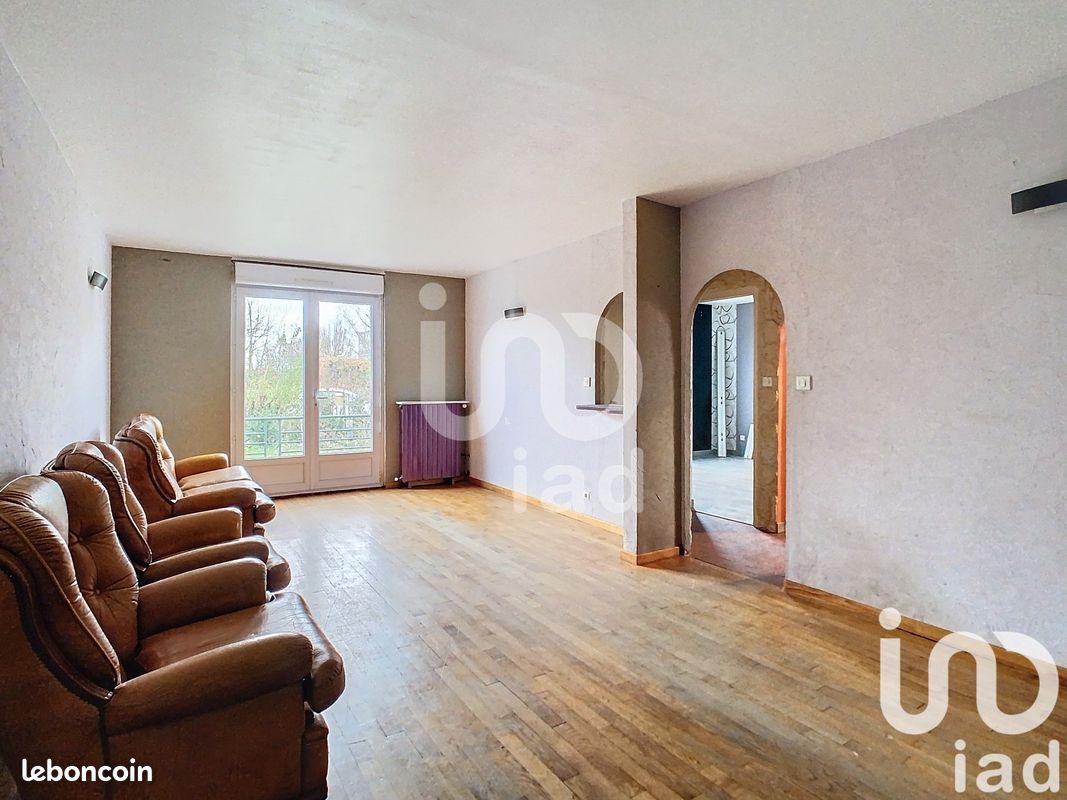 Casa T4 em Fere-Champenoise, France N.º 40196