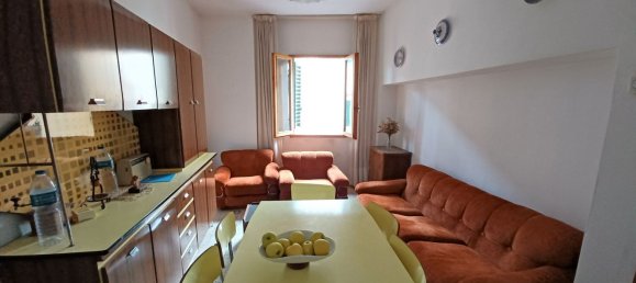 6 rooms Duplex in Figline e Incisa Valdarno, Italy No. 222143 3