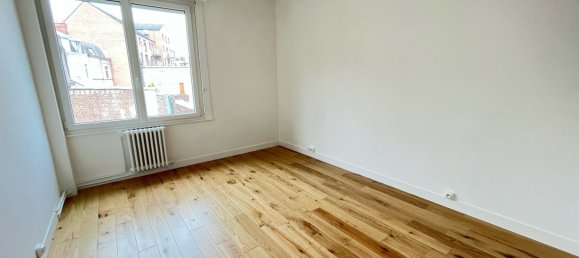 3 bedrooms Apartment in Lille, France No. 63520 8