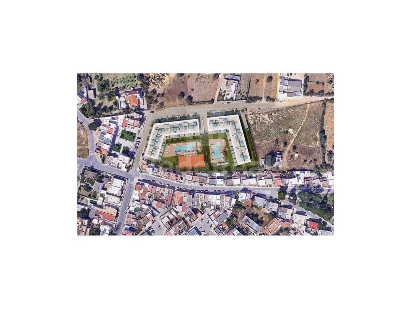  قطعة أرض في Quelfes, Portugal 9108متر مربع رقم 107896