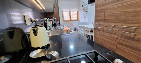 4 bedrooms Apartment in Loures, Portugal No. 94387 9