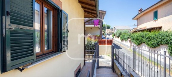 4غرفة منزل في San Cesareo, Italy رقم 26405 32