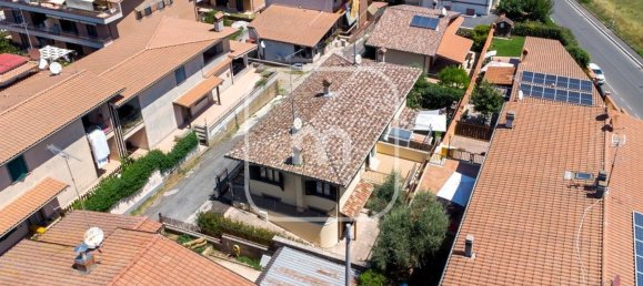4غرفة منزل في San Cesareo, Italy رقم 26405 34