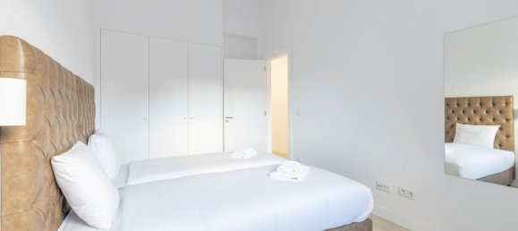 2 bedrooms Apartment in Lisbon, Portugal No. 12707 12