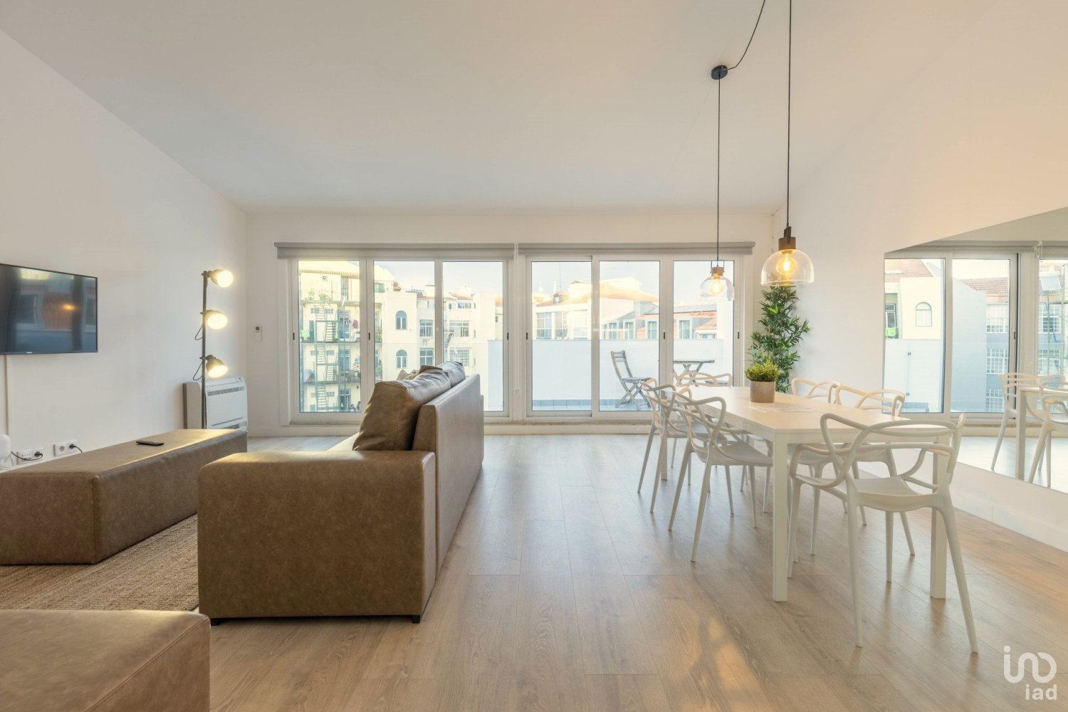 2 bedrooms Apartment in Lisbon, Portugal No. 12707