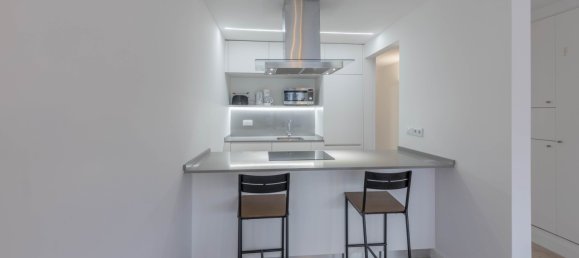 2 bedrooms Apartment in Lisbon, Portugal No. 12707 4