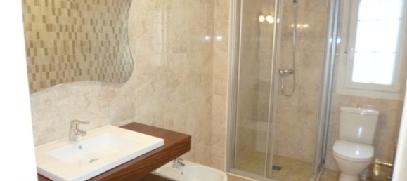 5 bedrooms Villa in Cabo Roig, Spain No. 184784 10