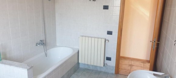 5 bedrooms Apartment in Misterbianco, Italy No. 371229 19