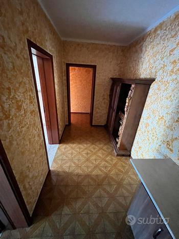 4غرفة شقة في Novi di Modena, Italy رقم 276750