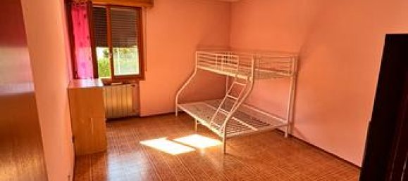 4غرفة شقة في Novi di Modena, Italy رقم 276750 4