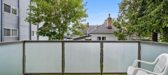 2 bedrooms Condo in British Columbia, Canada No. 1316 11