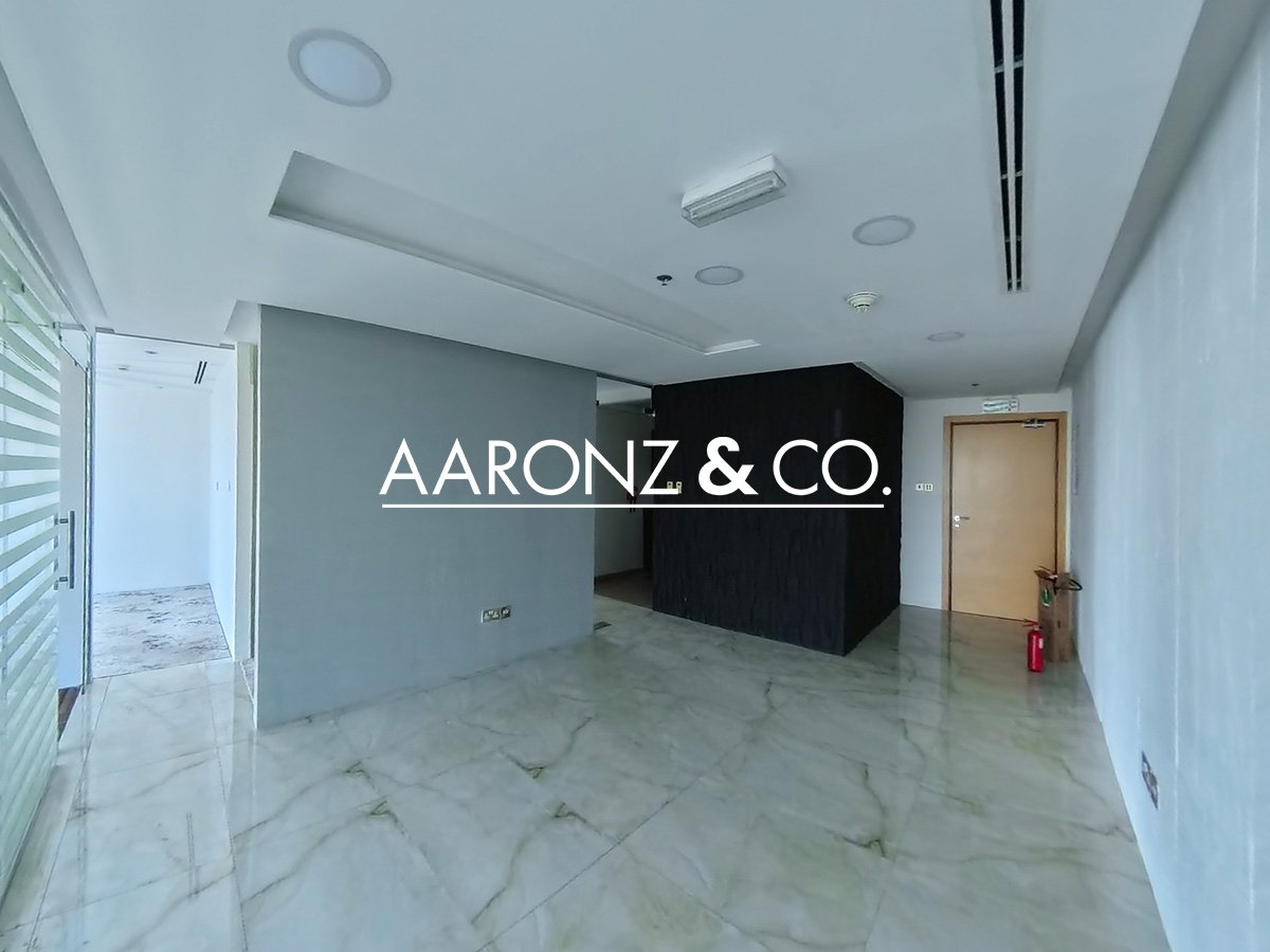 Büro in Jumeirah Lake Towers, UAE 126m², Nr. 120291