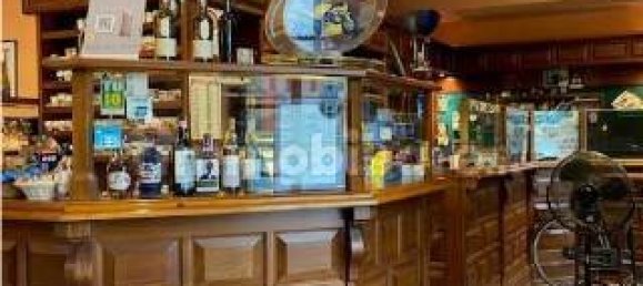 Коммерческая недвижимость с 2 комнатами в Милан, Италия № 239101 4