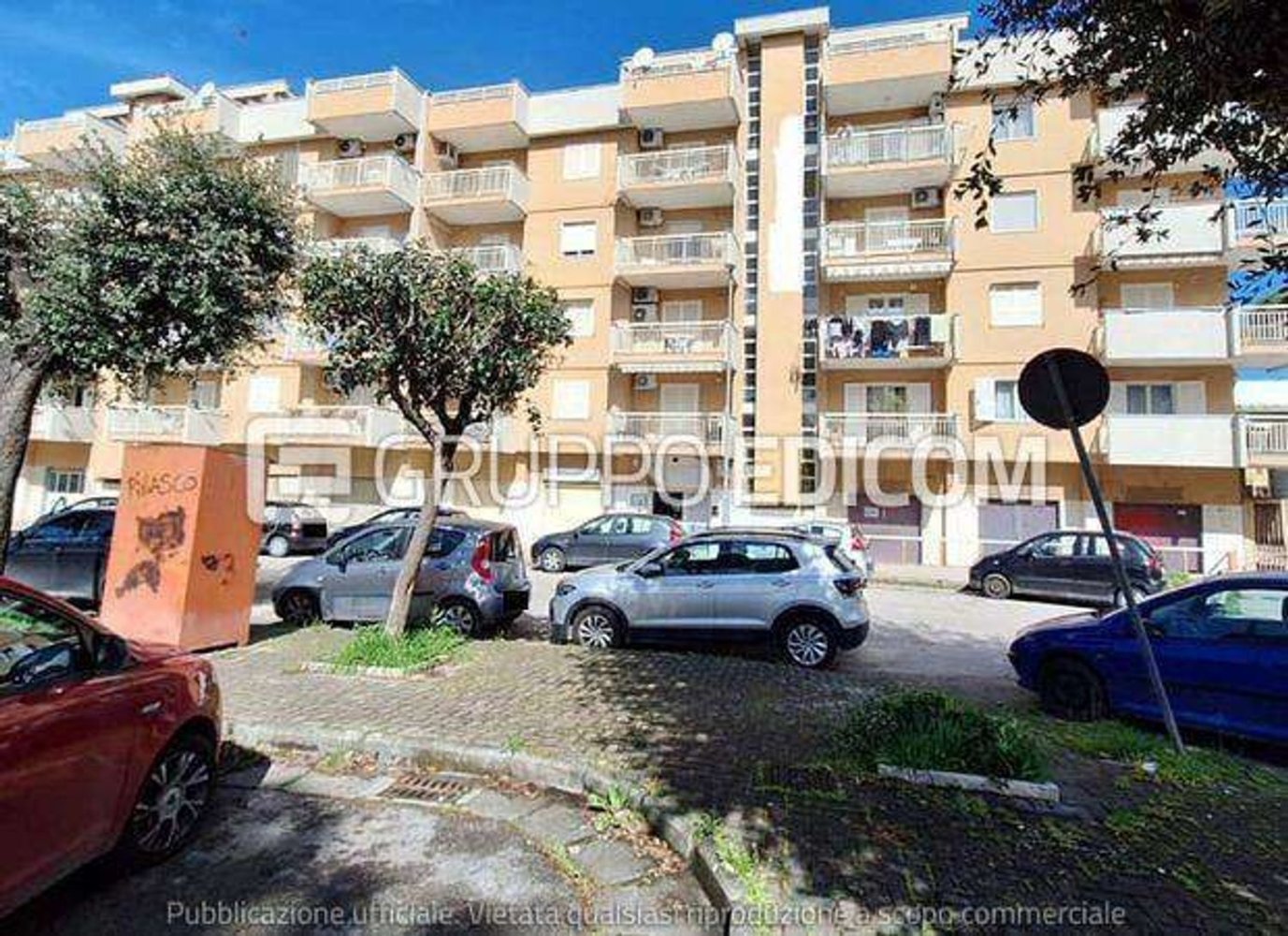 5 bedrooms Apartment in Casavatore, Italy No. 381714