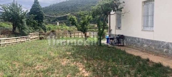 3 bedrooms Villa in Cisano sul Neva, Italy No. 294217 3