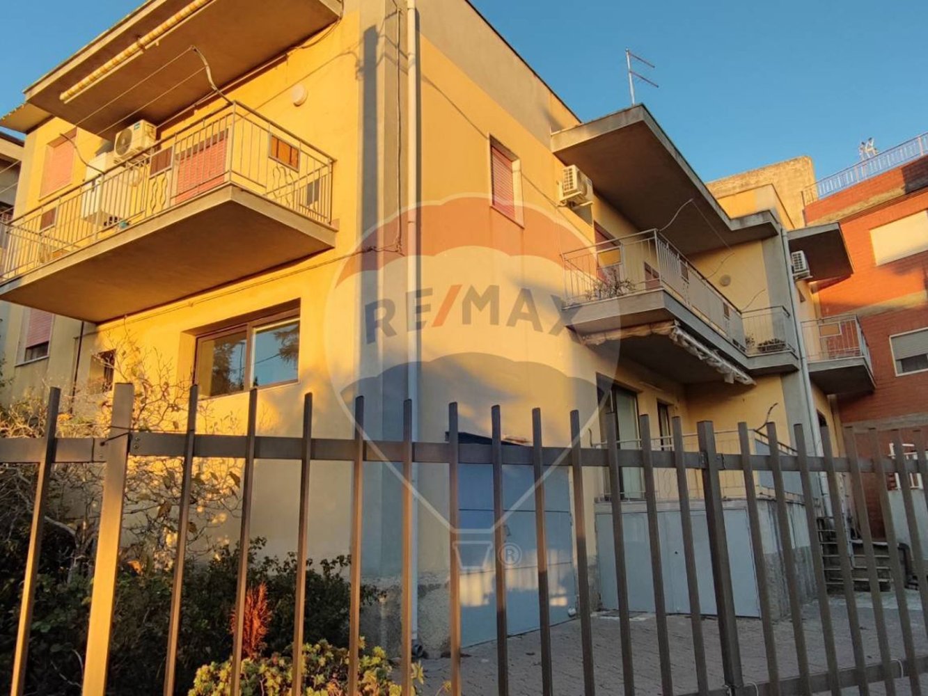 3 bedrooms Apartment in Caltagirone, Italy No. 159437