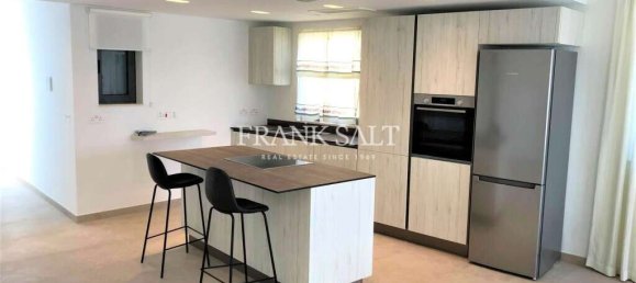 2 bedrooms Apartment in Saint Julian's, Malta No. 4842 3