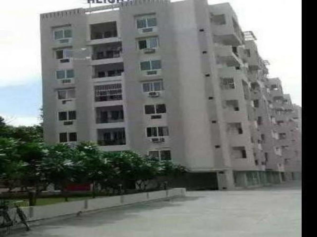 2 bedrooms House in Lucknow, India No. 51473