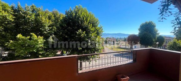 Apartamento de 3 dormitorios en Anghiari, Italy No. 338201 9