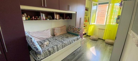 5 bedrooms Apartment in Genoa, Italy No. 337719 8